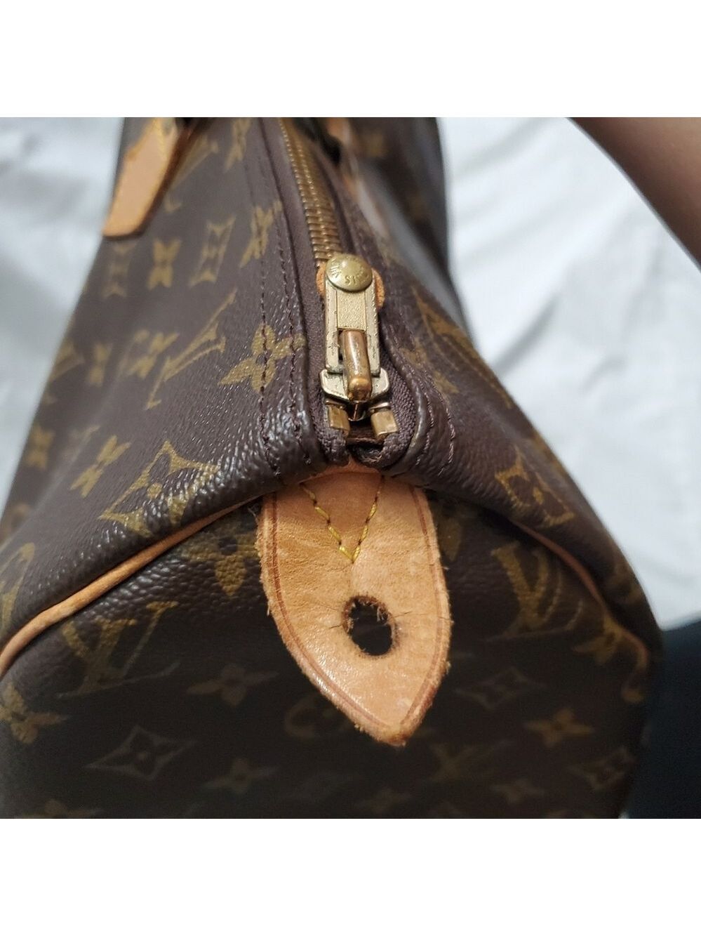 Louis Vuitton Speedy 40 Travel Top Handle Bag - Picture 8 of 16